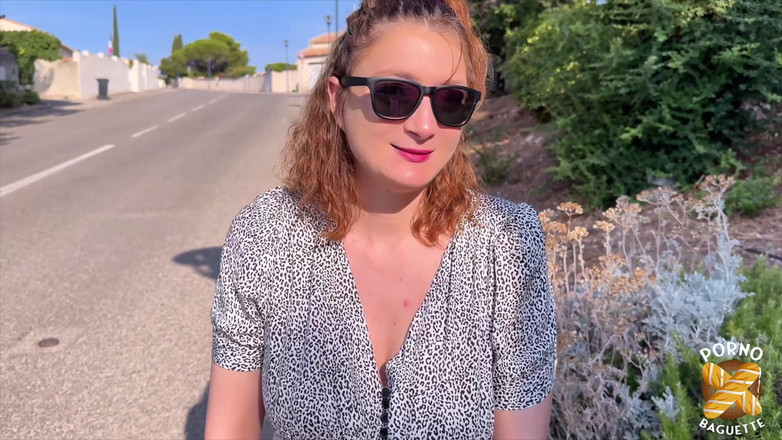 Porno Baguette: Charlotte, शरारती लड़की, चोदना पसंद करती है