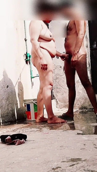 Today I Really Felt Like Getting My Pussy Fucked, but When I Went a Little Inside, It Hurt