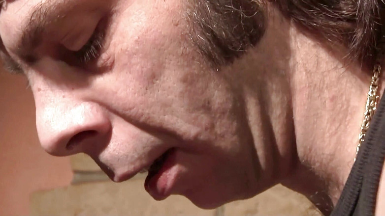 German amateur - 100% German hardcore videos: Cazzo il lavoratore in officina