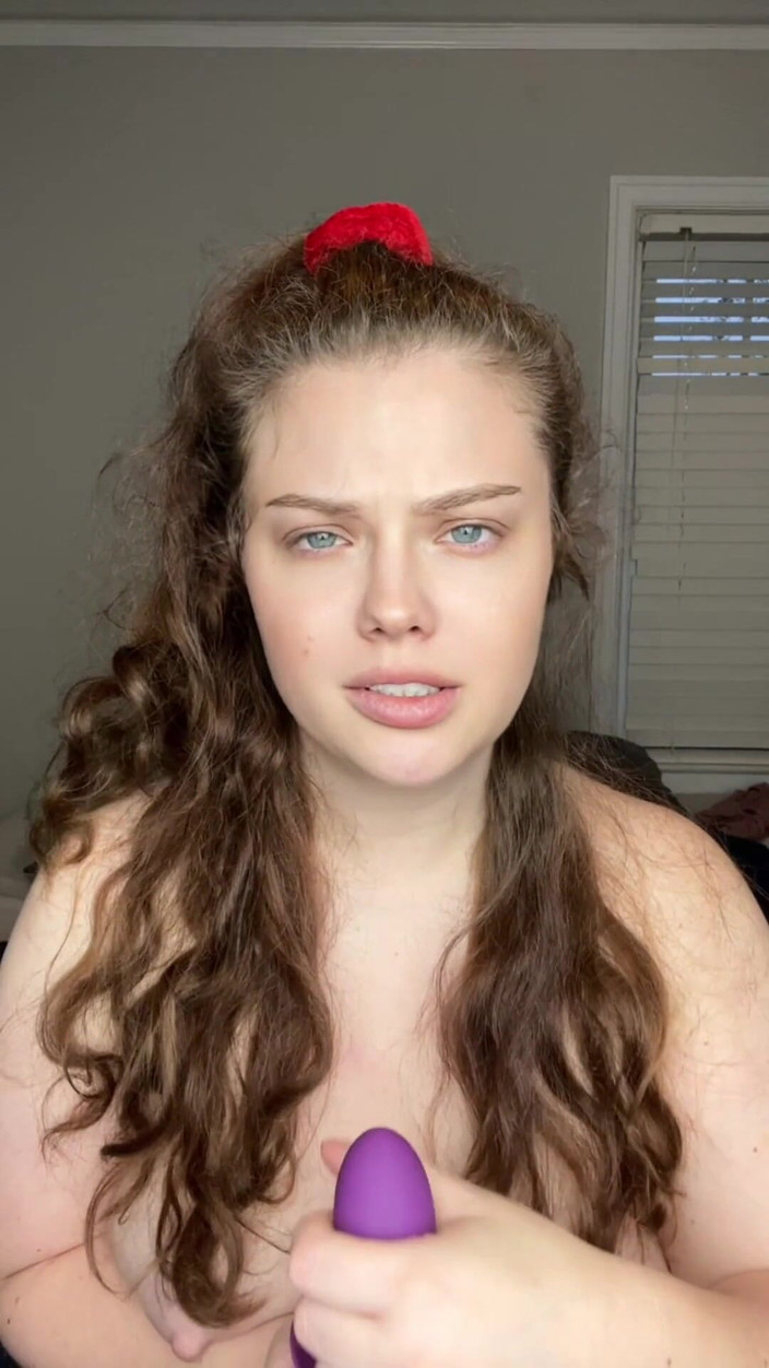 Dirtysecret: Macecha POV porovnávání vašich tátů Obrovský penis s vaším