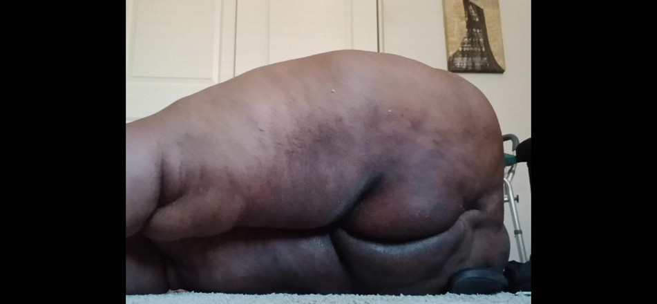 FantomeBi: Ebony Superchub Sissy Takes Anal Plugs and Dildo for the...