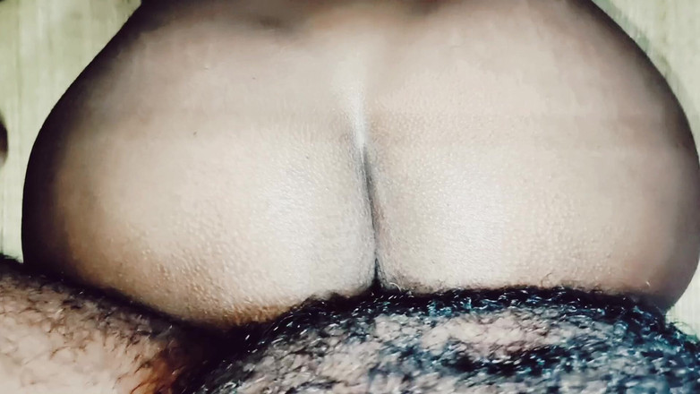 Gomathy: 타밀 와이프 Dogg 스타일 하드코어하고 인정사정 없는