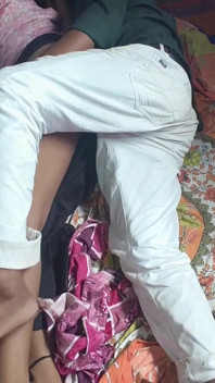 Video seks bhabhi awak awek desi injoy teman lelaki
