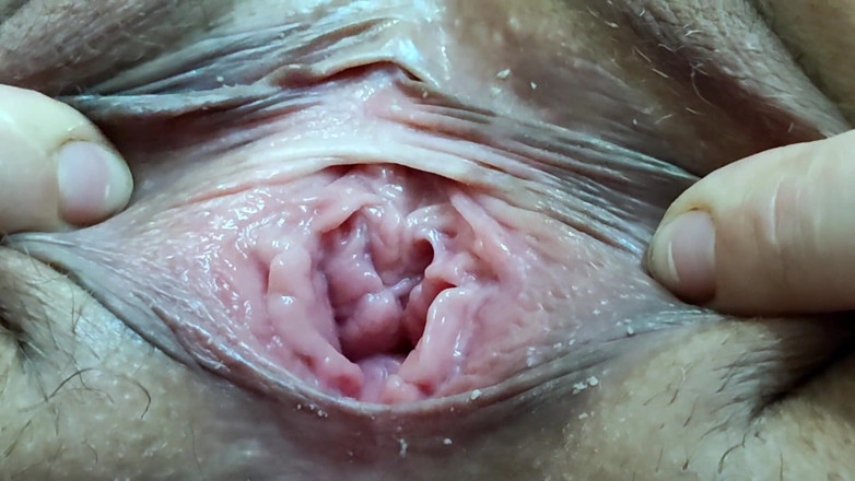 Erica Sweet: 핑거 네일 페티쉬와 보지, 후장