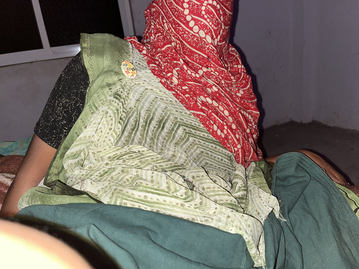 Ritu: Soacra se bucură împreună cu ginerele într-un videoclip xxx