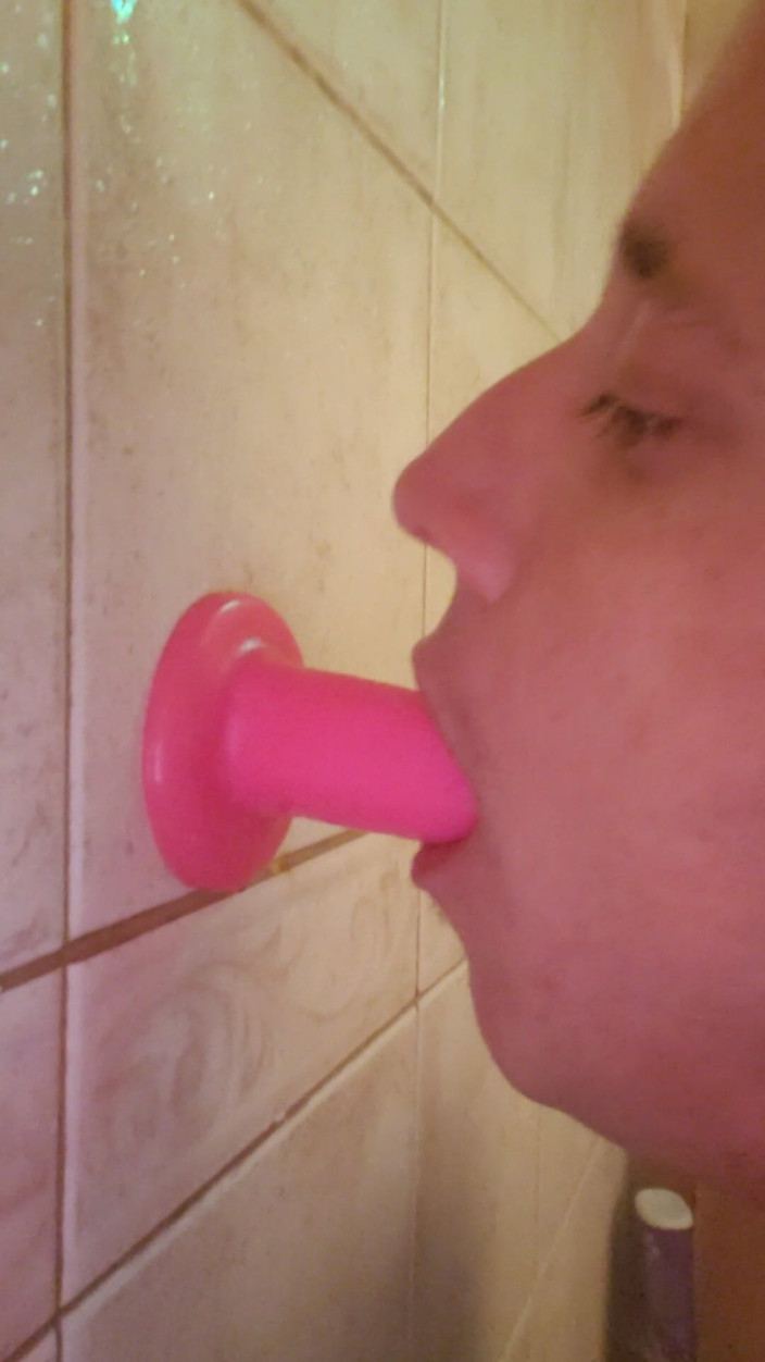 Drew1053: Shower Time