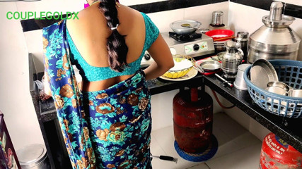 Sexy Komal: Stepmom Is Sitting to Eat Till We Leave