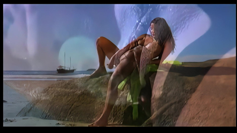 Hand Lotion Studios: 탱탱한 갈색 머리 창녀가 젖고 발정나서 해변 근처에서 자위해