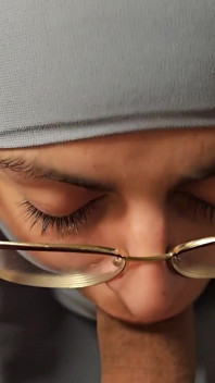 Close up Blowjob with Glasses Mia Niqab
