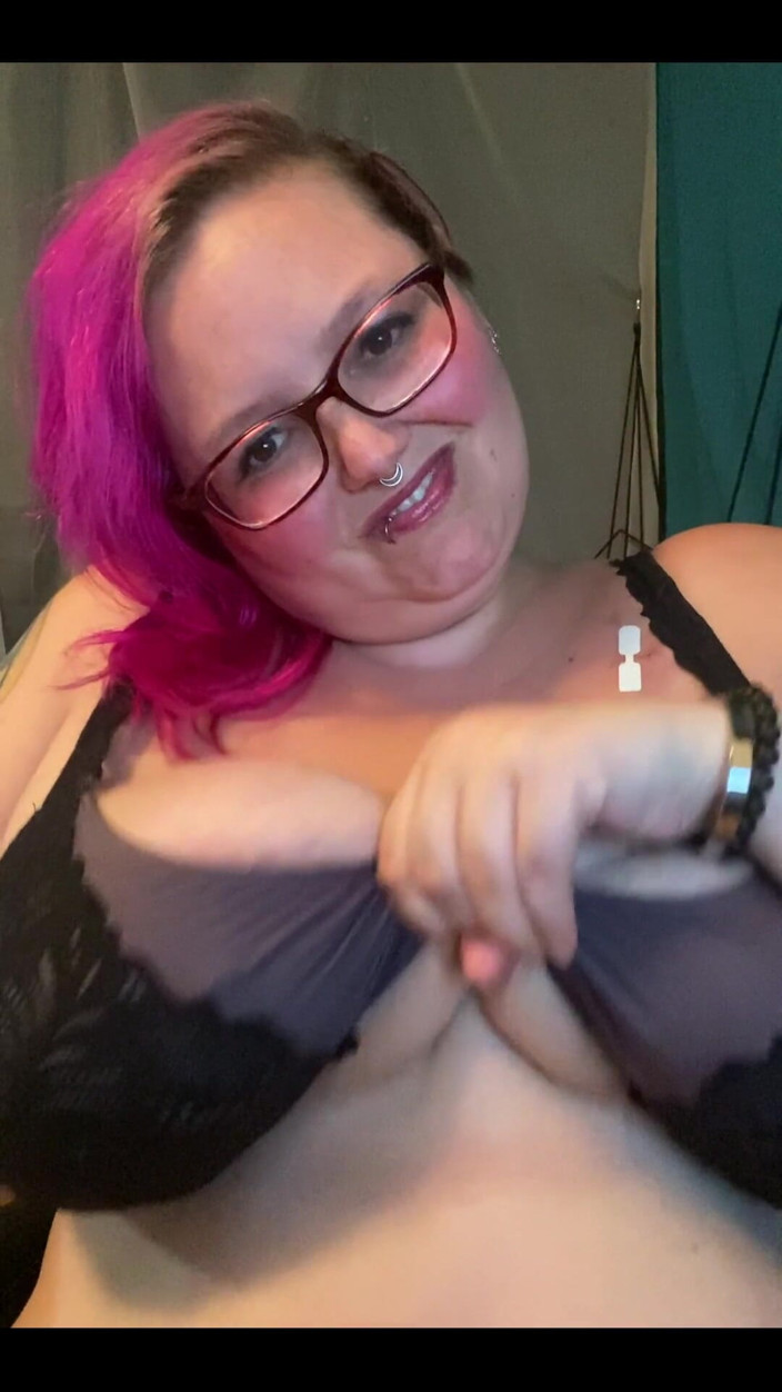 Sara Star: Soft, Big Tits for You