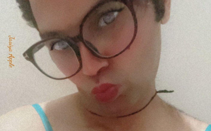 Apple00001: Jmenuje se to Domácí Sissygasm.