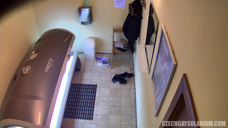 Czech Gay Solarium: Pertunjukan kamera nakal gay Czech Solarium 40 Tanned Hunk