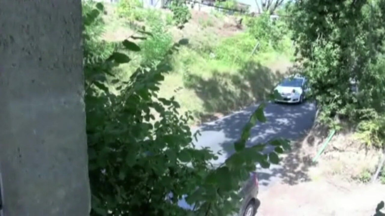 Discret Cruising sex: Innocent twink fucked by his friend outdoor