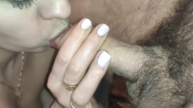 DirtyLubov: Uzanırken oral ve anal