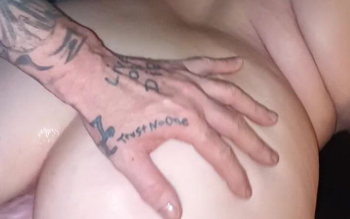 Nickyloves: Dając tatusiowi mój ciasny tyłek