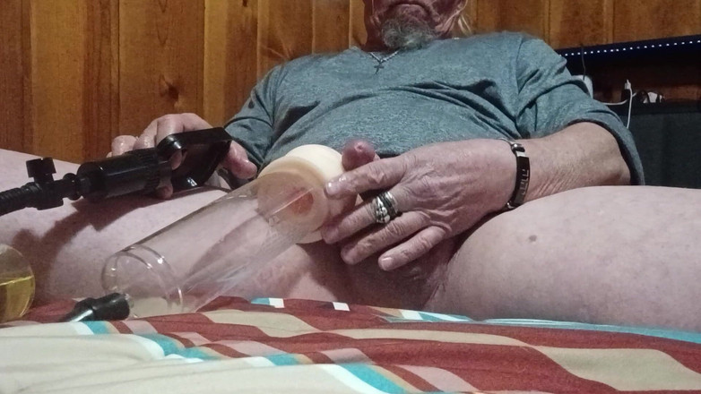 Cum dz nutx: Nová vibrátor a kundička