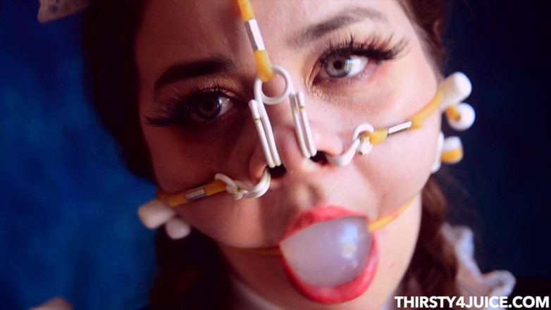Freshie juice: Hucow Maid Nose Hooks and Gag Talk