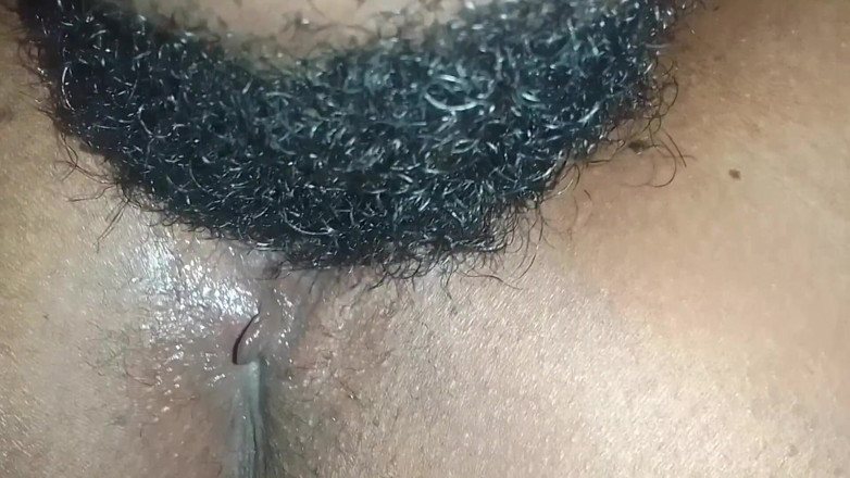 DFLOW69: Fingering dan jilat memek dan pantatku