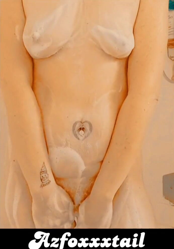 AzFoxxxTailPhelicia: Shower bubble front1