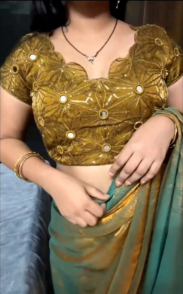 TeluguCouple901: Best Sari Body Show and Fuck (telugu)