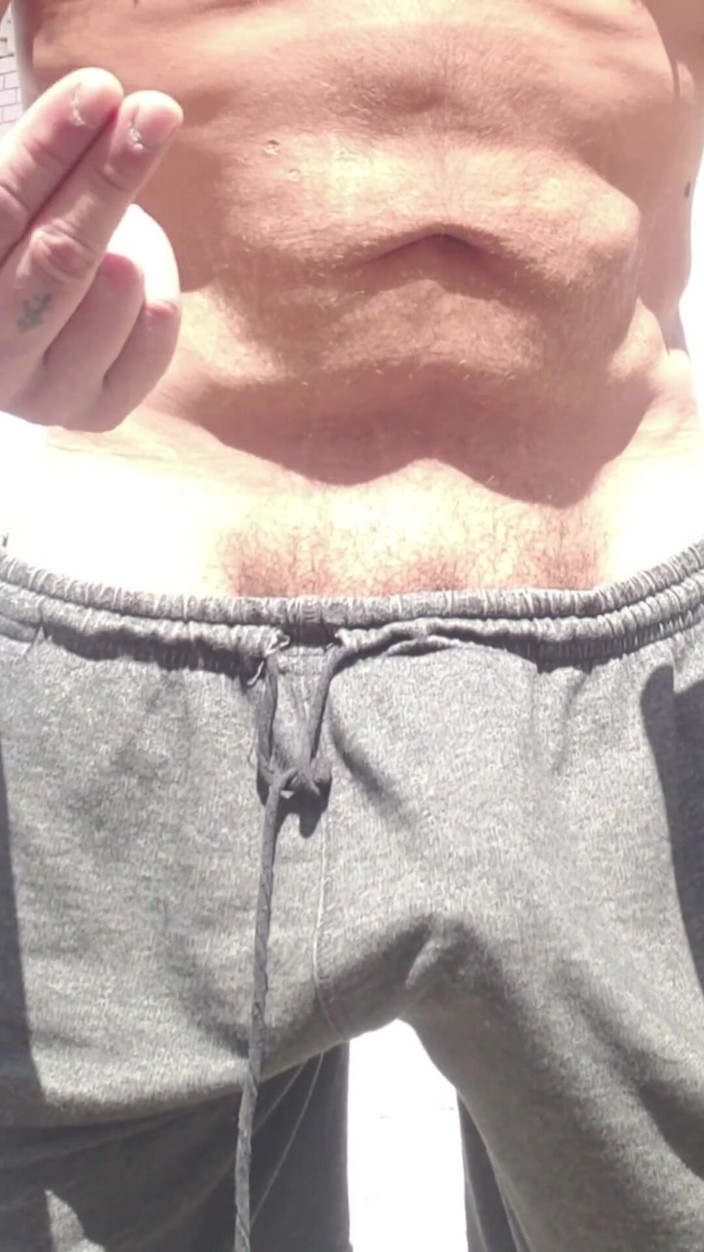 BBIG: वसंत ऋतु में कैश अल्फा शनिवार की दिनचर्या: आपको अपमानित करना और अपना बटुआ खाली करना!