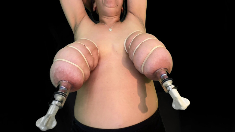 VeeVee Vixen: Rubber Band Tits 5 HD