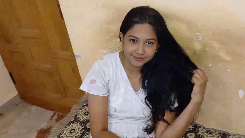 Apple Porn: Мумбайская милфа дези трахается с соседом