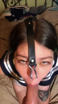 Hogtied Awek Sekolah Nose Hook Blowjob