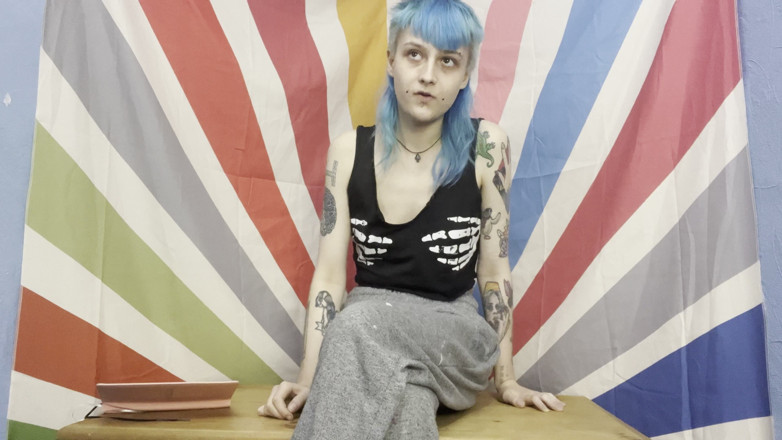 Alice Bean: Corp mirositor fetiș Q și a