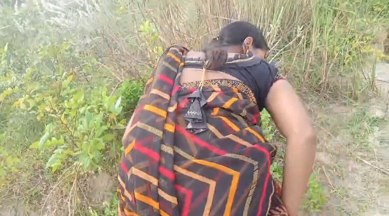 Bk Vlogs: 인도 형수의 젖탱이를 따먹다