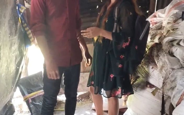 Nazima Khan: Videoclip real cu futai viral cu studentă indiană de la...