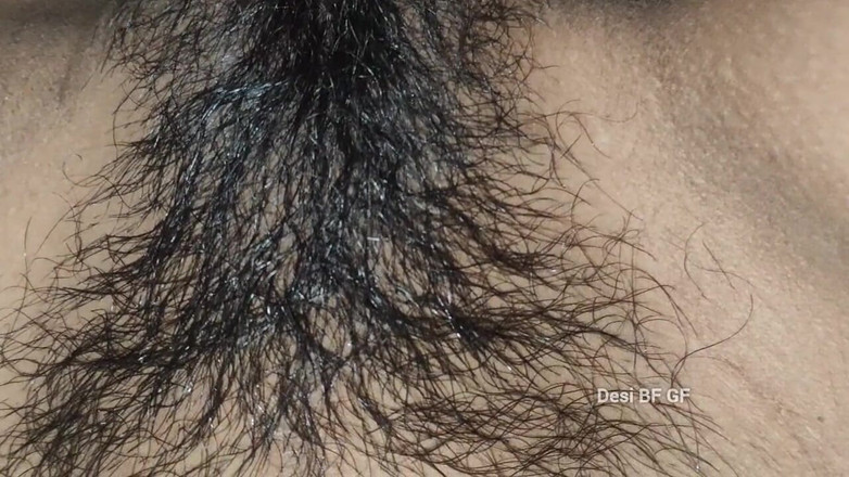 Manoj12015: Äta flickvän tight hårig fitta och knulla hårt och suga...