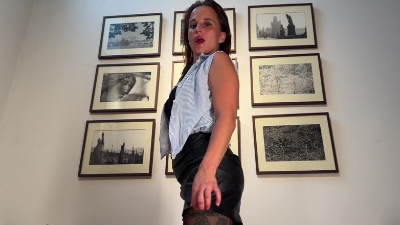 WeAreNewbies: Reina's Pantyhose Strip Tease