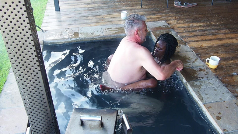 Black Swan: Sabah mist sihirli ateşli evli kadın havuzda sikiliyor