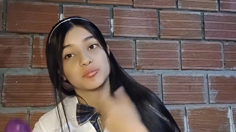 Yuli and tony: Diferite poziții pentru o elevă zveltă de 18 ani!