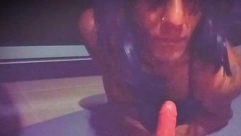 Ombunny: Just a Pretty Face with a Pussy for a Mouth