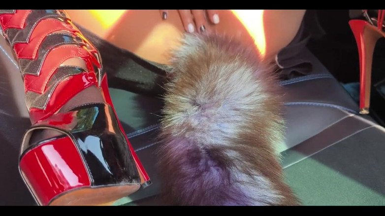 Miss Lilith devil:  뻑가는 하루를 즐기고 비디오를 즐기세요