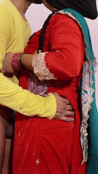 Punjabi Newly Married Bhabhi Wants Dick and Balls of Bihari House Paint Worker