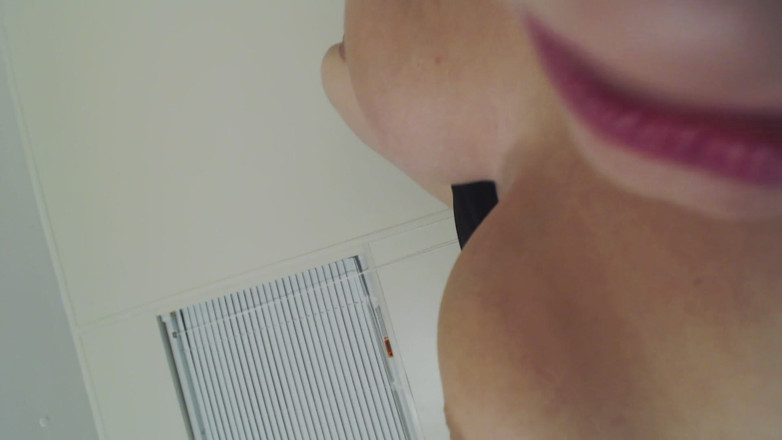 Scarlet Vixen: Sipping Fetish Playing with Myself