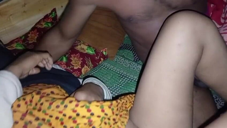 Real Time Enjoy: Czas wolny cieszyć się prawdziwą przyrodnią siostrą i mną