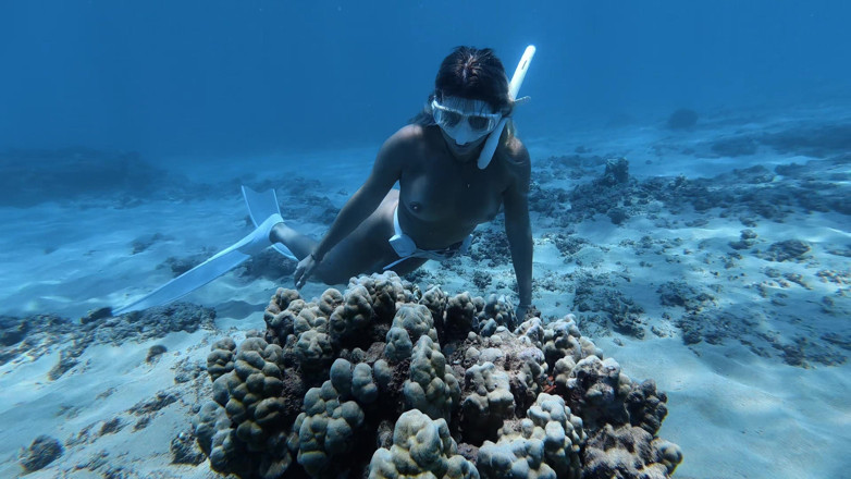 CamSoda: Big Ass Beauty Kayci Kaylani Nude Underwater Diving and Masturbation