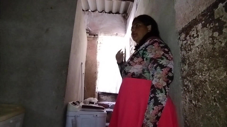 Adribella69: Můj manžel si najal zedníka a on skončí šukáním mé velké...