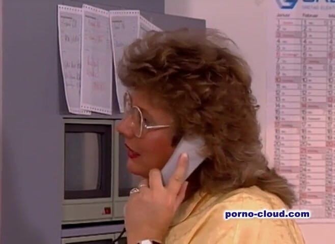 Porno Cloud: Foxy lady in action