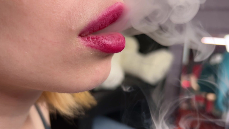 Eva Deva: Palenie Fetish.i Palenie, czy ci się to podoba