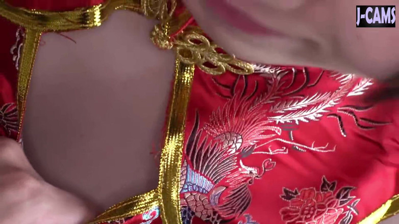 J-Cams: Косплей свидание. Застенчивая девушка на смелой прогулке на улице, часть 3