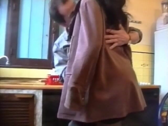 Filles Francaises: Peituda francesa beleza ficando satisfeita com seu cara com tesão