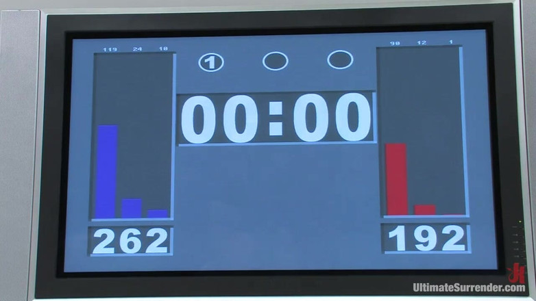 Ultimate surrender by Kink: Live tag tim liga ungu (3-1) vs tim merah (3-1)