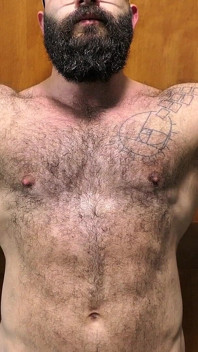Alpha Muscle Show-off