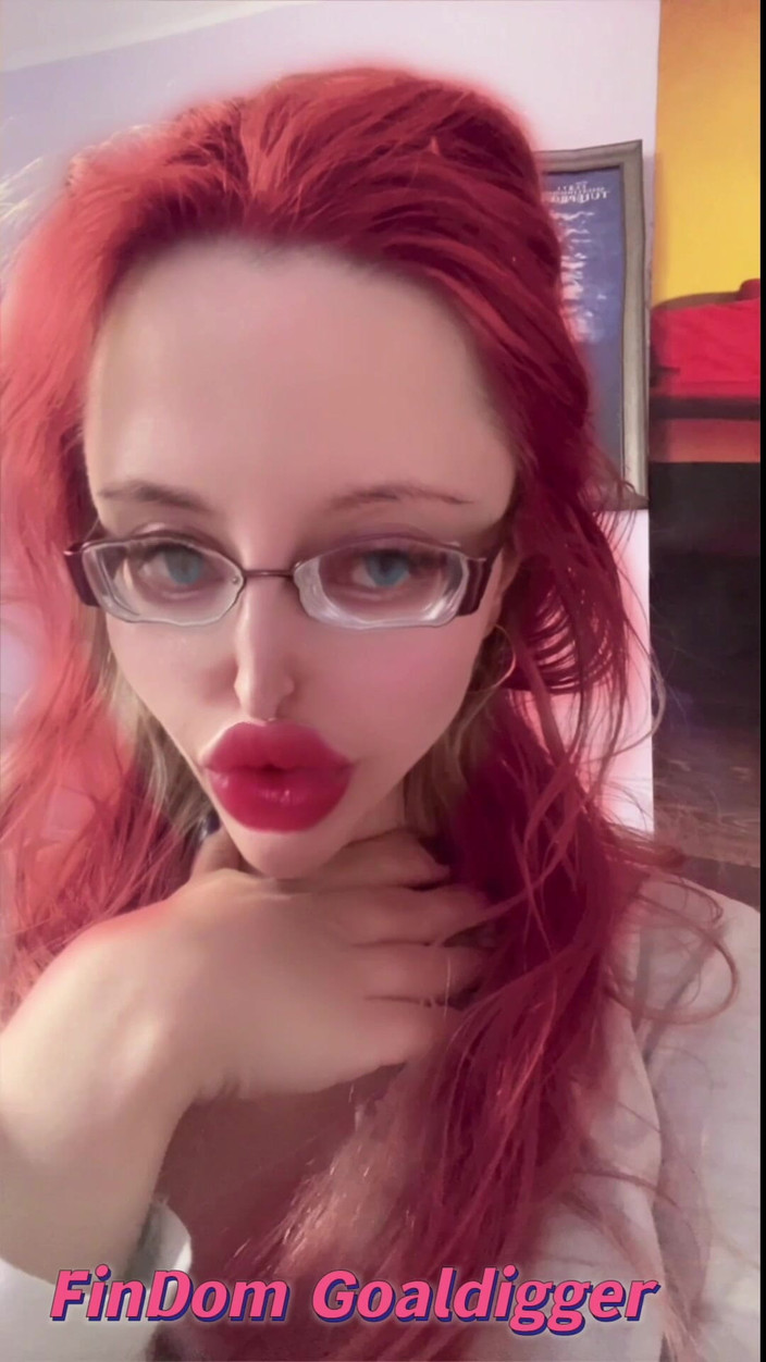 FinDom Goaldigger: あなたは私の視線に抵抗することはできません