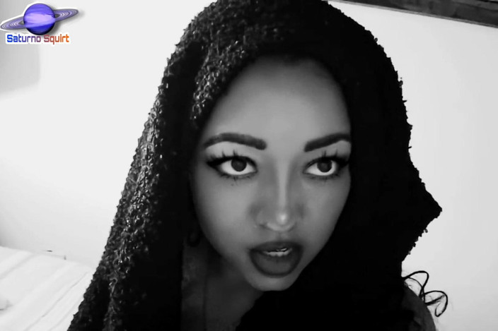 Saturno Squirt: Saturno潮吹き、BrujaリアルHace Conjuroセクシャル